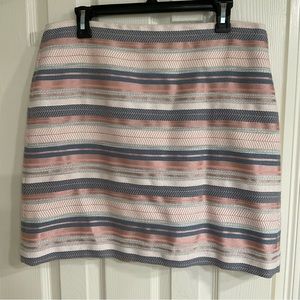 Ann Taylor Loft Skirt Size 12, Lined Poly/Cotton, back hidden zipper